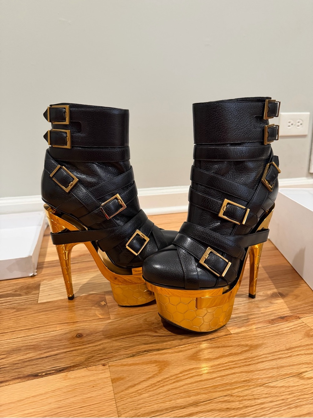 NWT Versace Bondage Triple Platform Leather Boot
